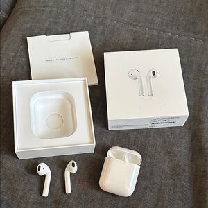 Apple Wireless Earbuds with White Charging Case